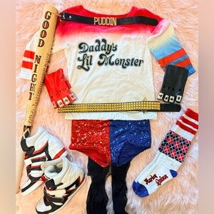 Harley Quinn Costume (Full 10 piece Set)